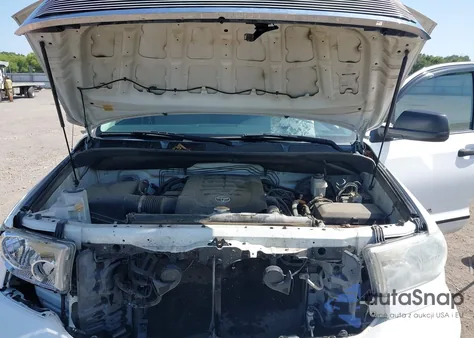 2012 Toyota Tundra Grade 5.7L V8 z USA, uszkodzony, nr VIN 5TFUW5F19CX258672